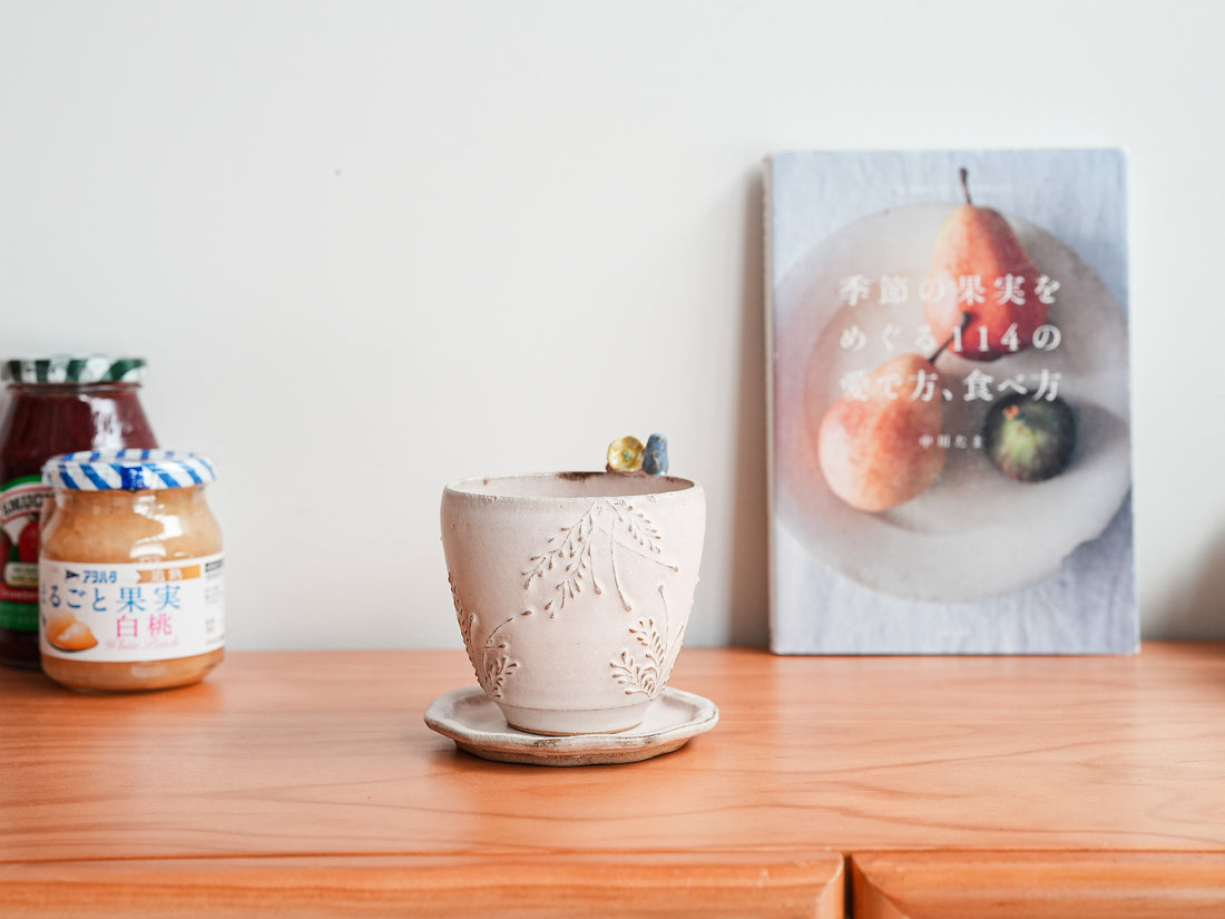 Satomi Motohashi 本橋里美 Bird and Flower Cup and Saucer SM17