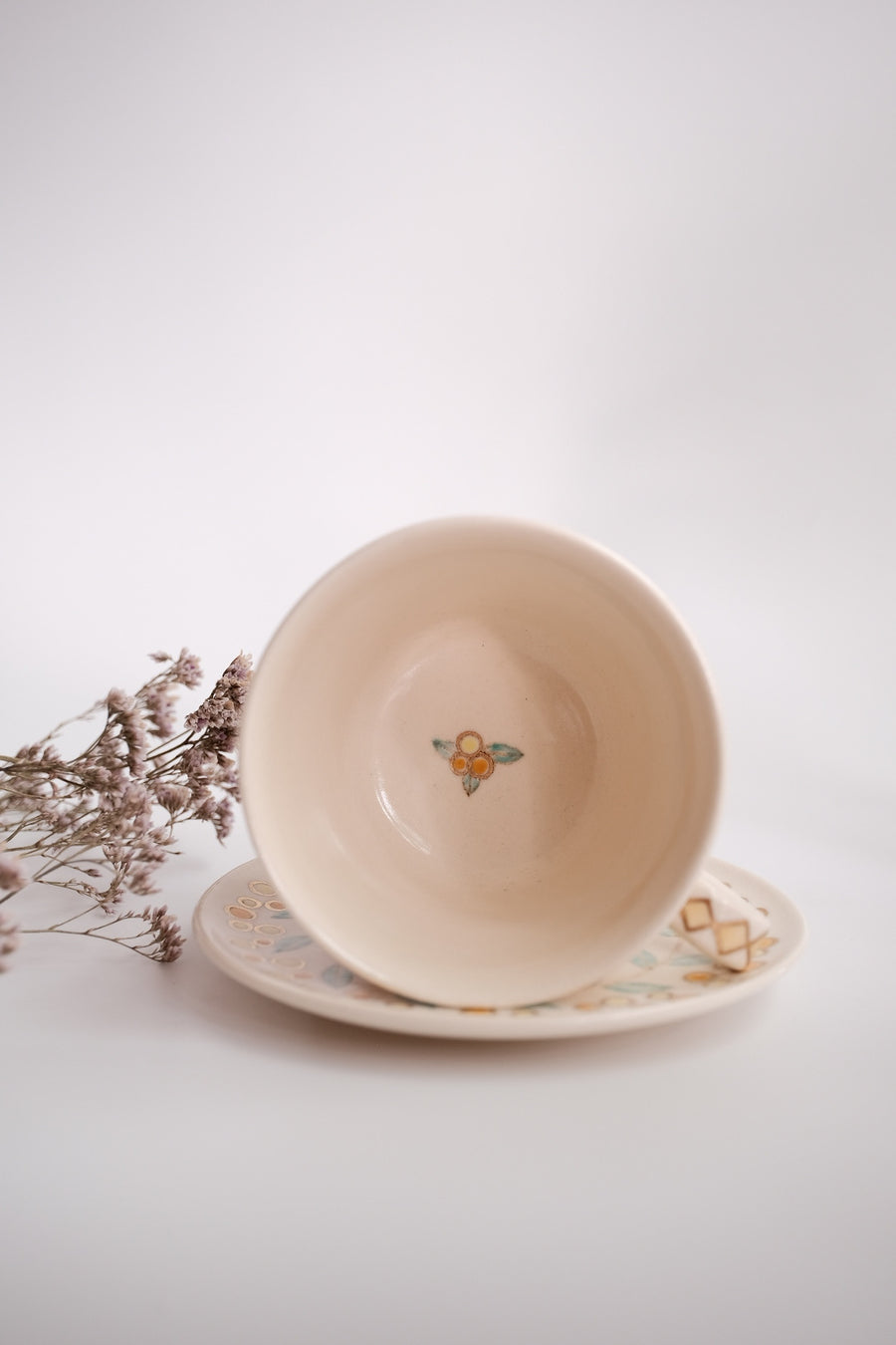 Taki Tomoda 友田多紀 Fruit and Leaf Mug and Saucer - TT06