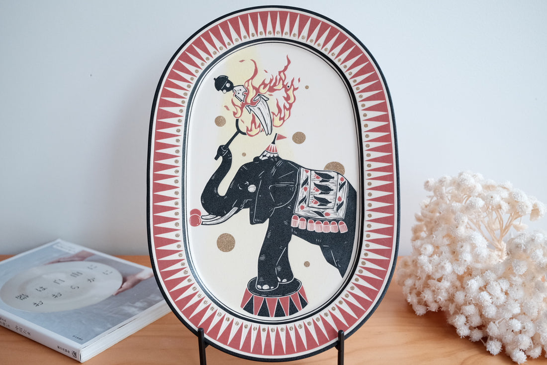 Shirogarasu Studio Circus Oval Plate BY33