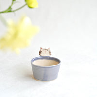 Fumiko Kondo 近藤布美子 - Purple Cat Dipping Dish with Handle FK09