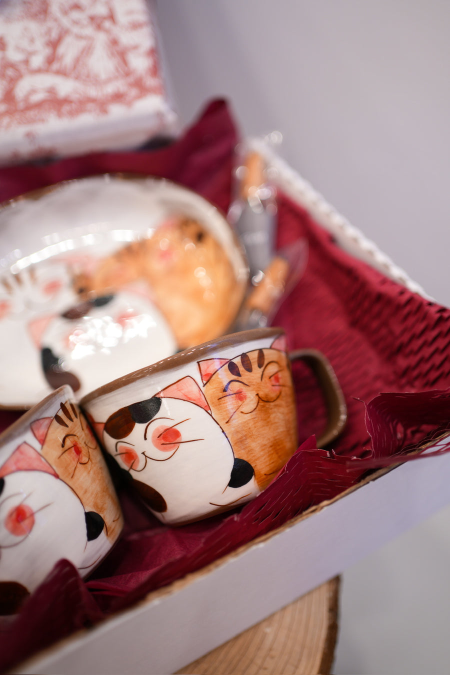 2025 Chinese New Year Gift Box - Hasami Cat