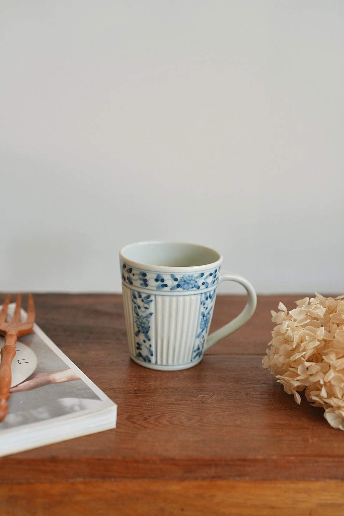 Maya Inamura 稲村真耶 Flower Straight Mug MI22