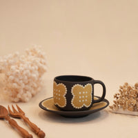 Kei Mitsumochi ミツ持啓 Flower with Black Background Mug - Yellow KM60