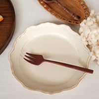 Mashiko Pottery Minimalist lace-edged plate