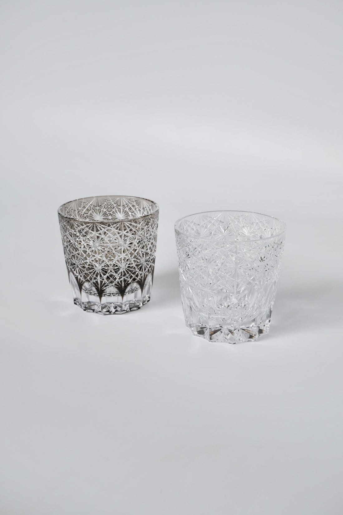Edo Kiriko Whisky Glass Rock Glass "Large Chrysanthemum" White by Junichi Nabetani, Master of traditional crafts