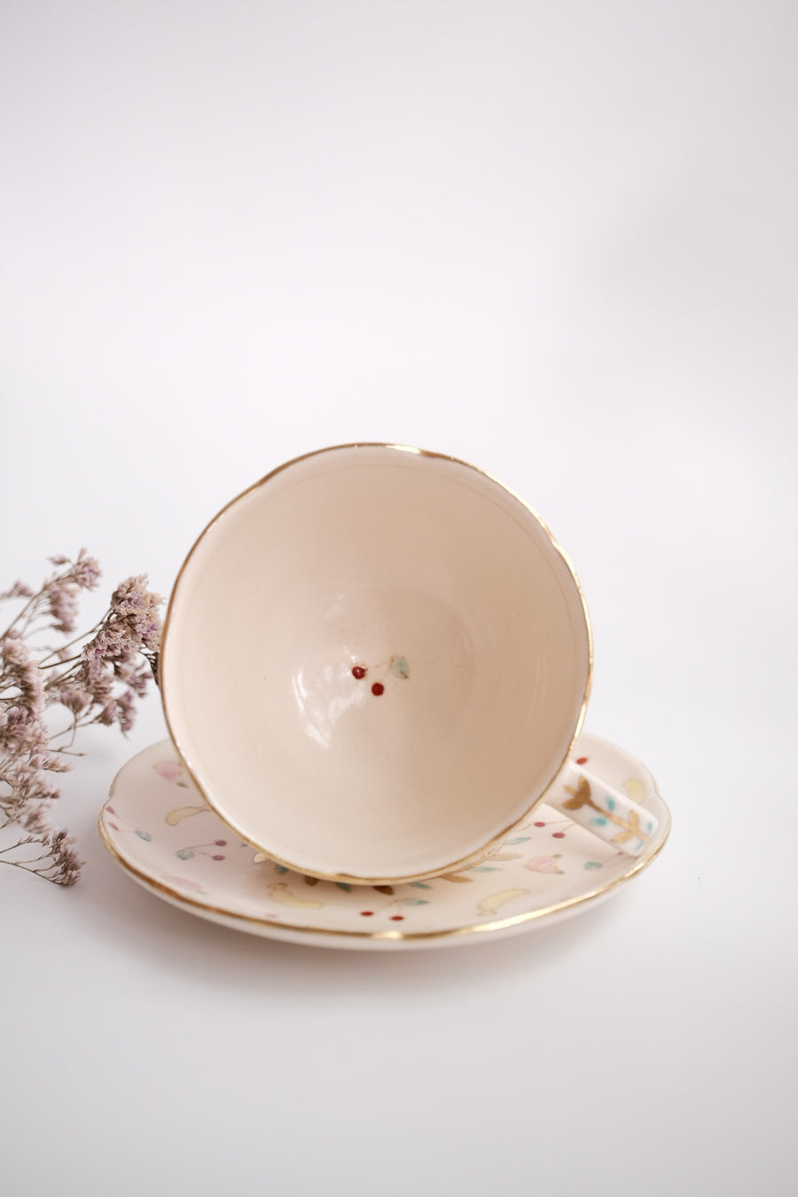 Taki Tomoda 友田多紀 Three Fruit Mug and Saucer  - TT13