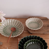 Japanese Chrysanthemum Shape Oval Serving Bowl