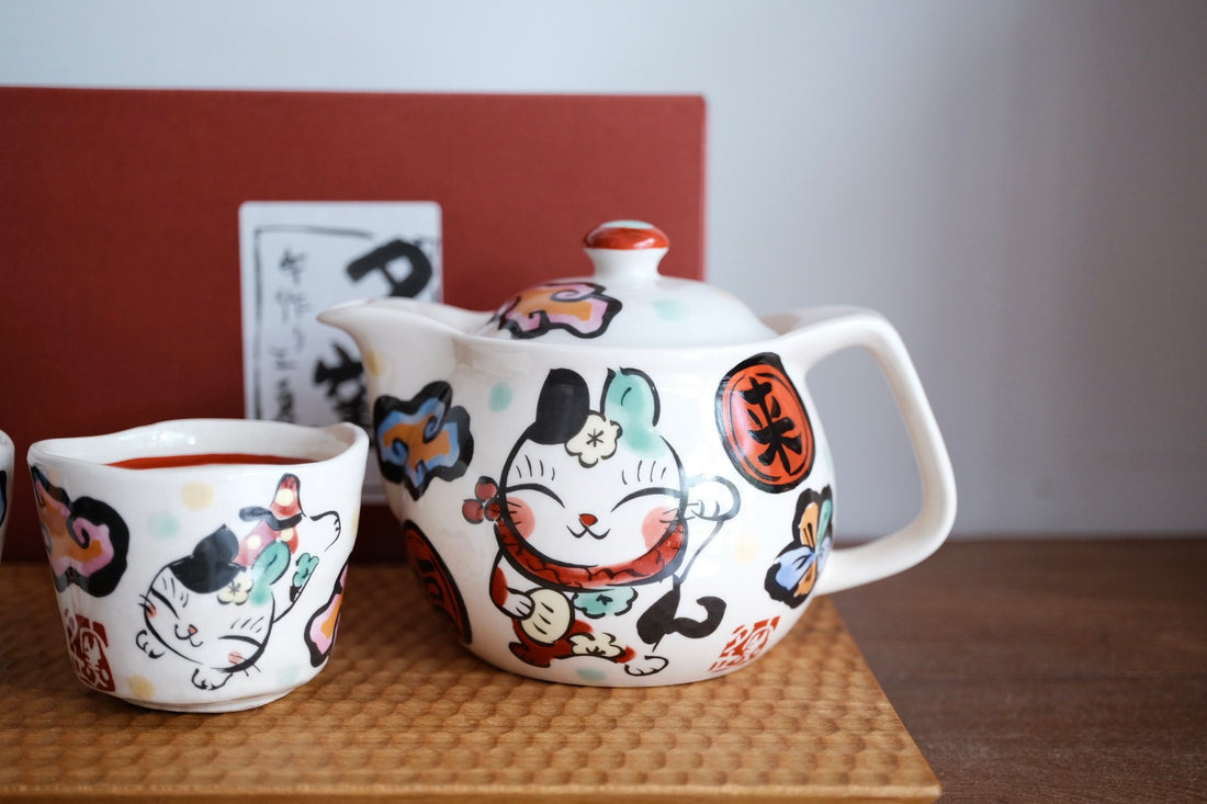夕立窯 Japanese Style Tea Set - Lucky Cat