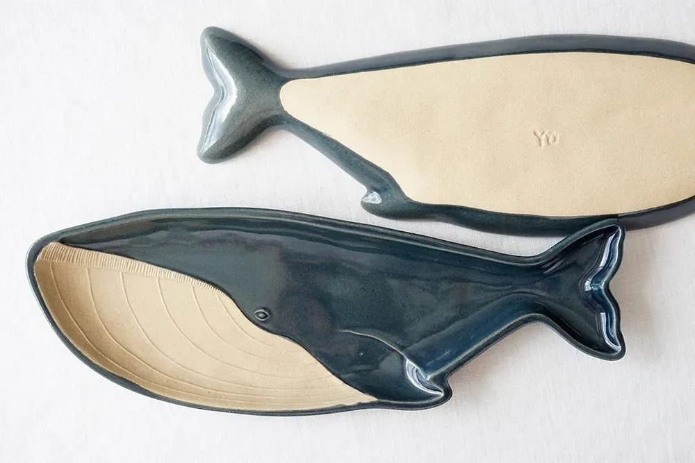 Mashiko Pottery Yoshizawa Blue Whale Plate