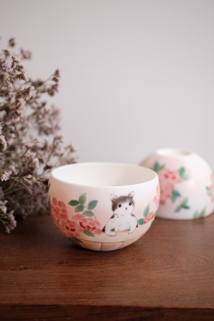 Baizhi Studio - Wild Rose Cat Coffee/Tea Egg Shape Cup