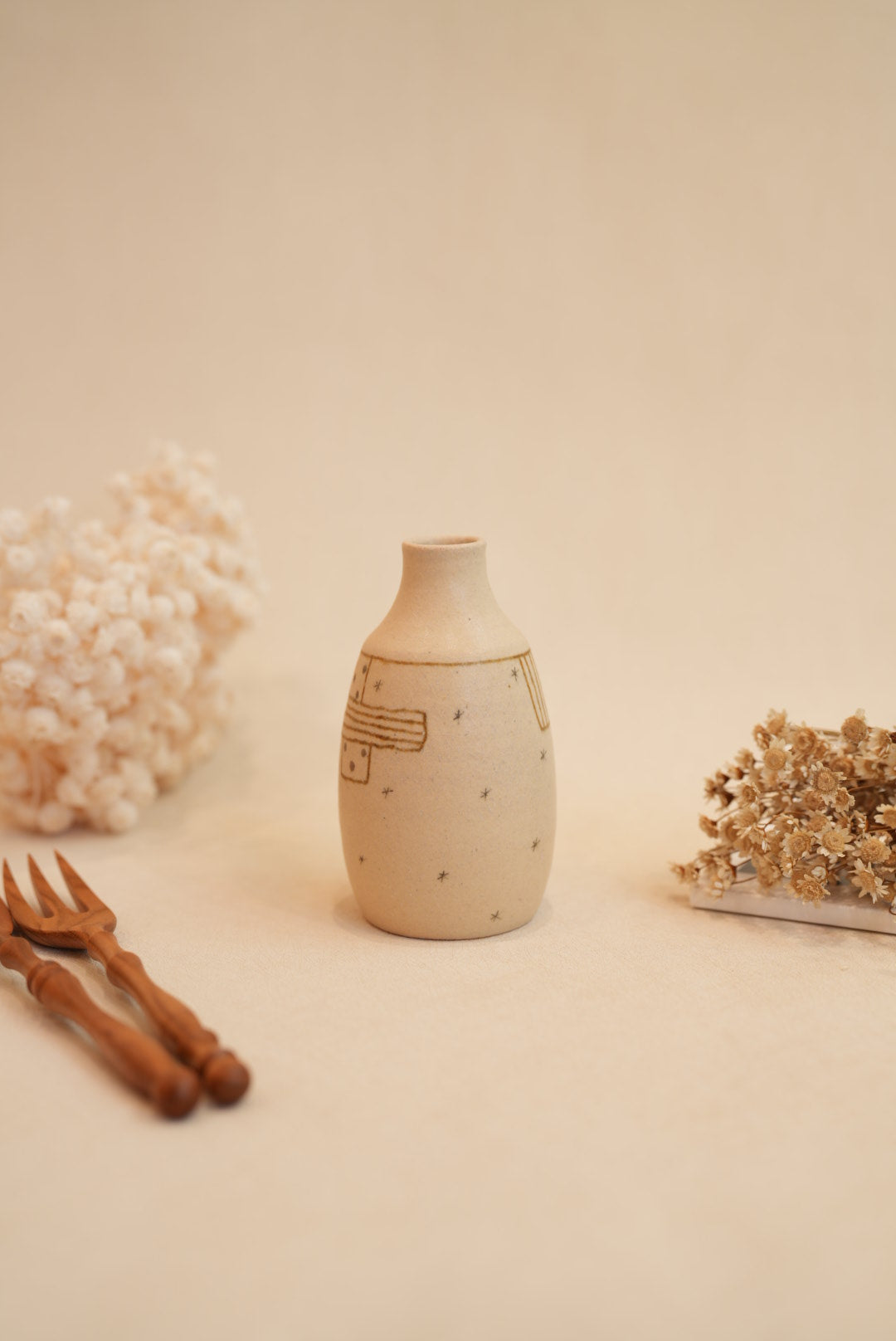 Chiho Yoshida 穗屋工房- Straight Shaped Vase CY02