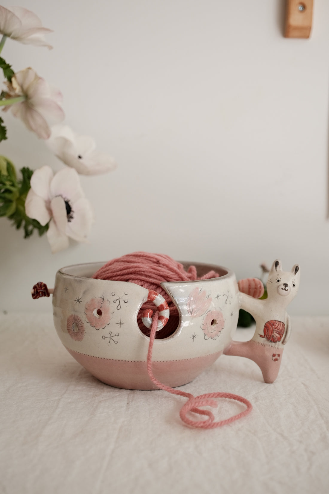 Tsubouchi Mayumi 坪内真弓 Yarn Bowl MT16 - Pink