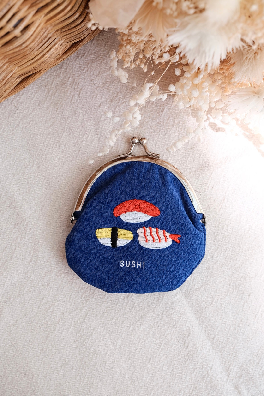 Decole Embroidered Coin Pouch