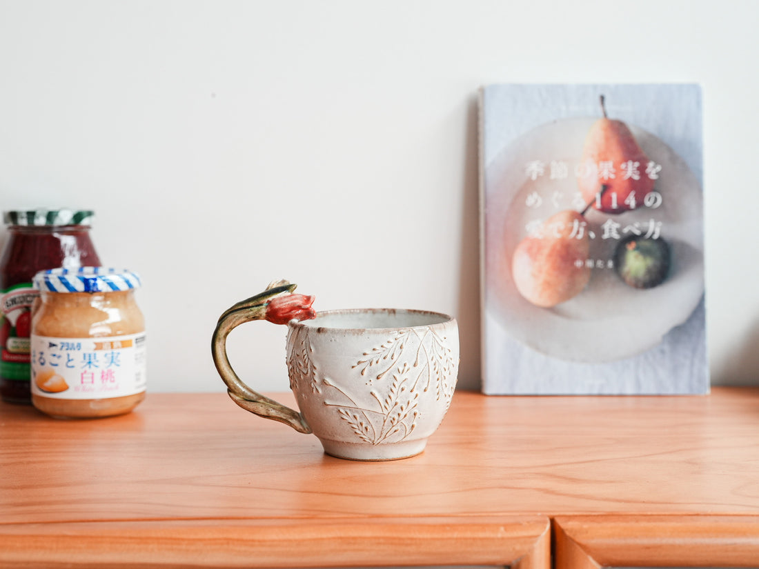 Satomi Motohashi 本橋里美 Tulip and Flower Mug SM14