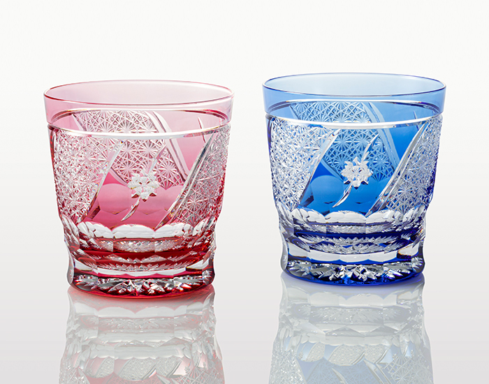 Kagami Crystal - A Pair of Sake Glasses, Edo Kiriko "Chrysanthemum mesh and Flowers"