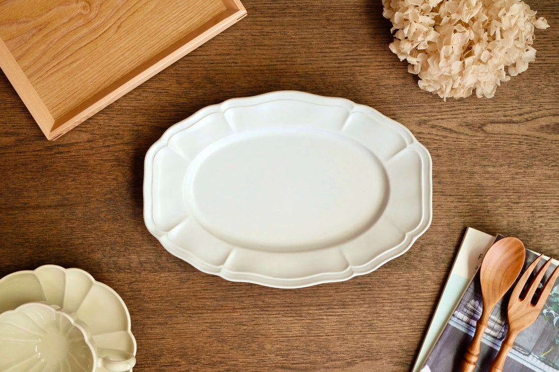 Atelier Gyuusha Large Oval Plate