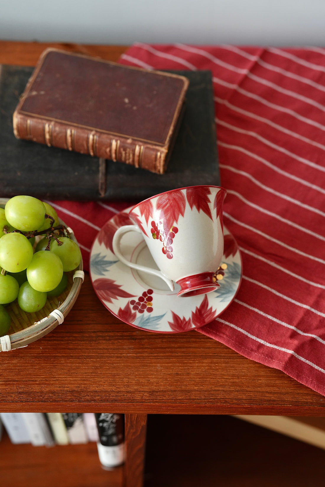 SiShuang Red Grape Coffee Cup w Saucer Set