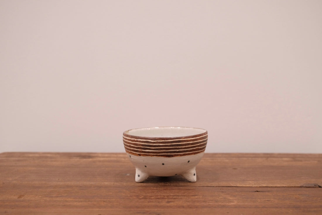 Emishi Kobo 池田匡優&美弥子 - Bowl with Stand EK21