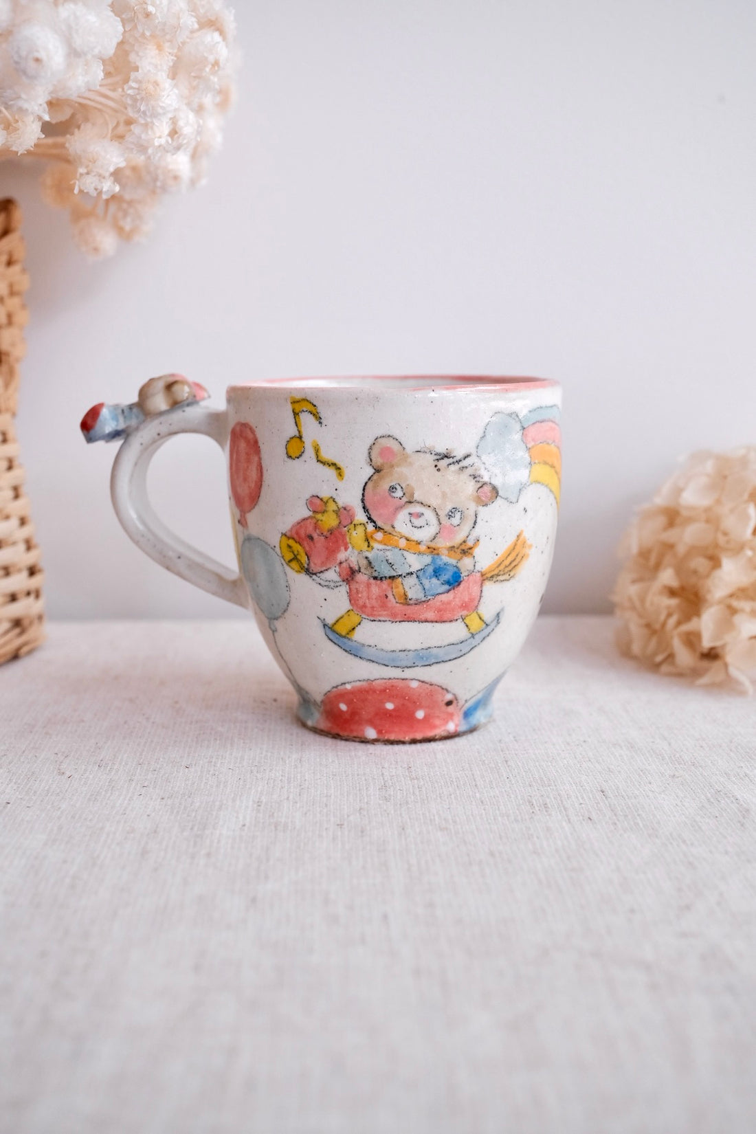 Asako Yamaguchi 山口麻子 Animal Tall Mug with Deco on Handle AI04