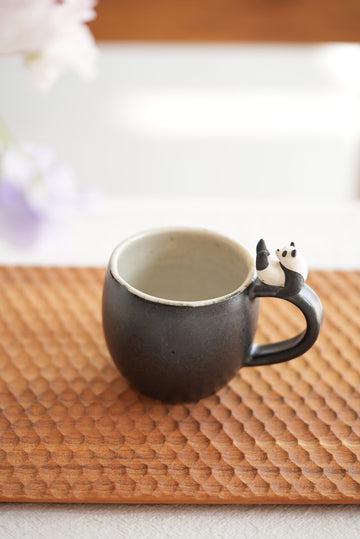 Tomo Yamaguchi 山口トモ Mug