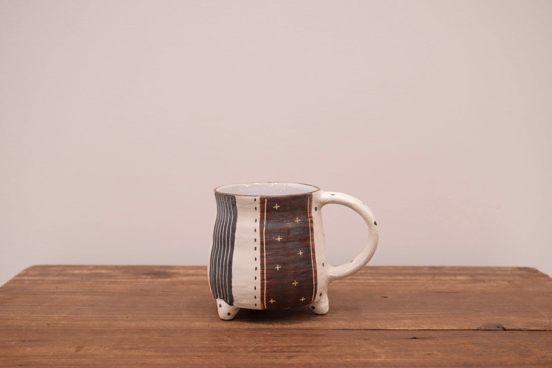 Emishi Kobo 池田匡優&美弥子 - Mug with Stand EK12