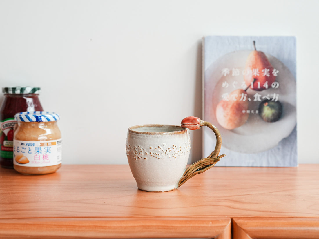 Satomi Motohashi 本橋里美 Tulip Mug SM12