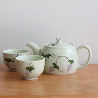 Japanese Bunny Grape Teapot with Teacups