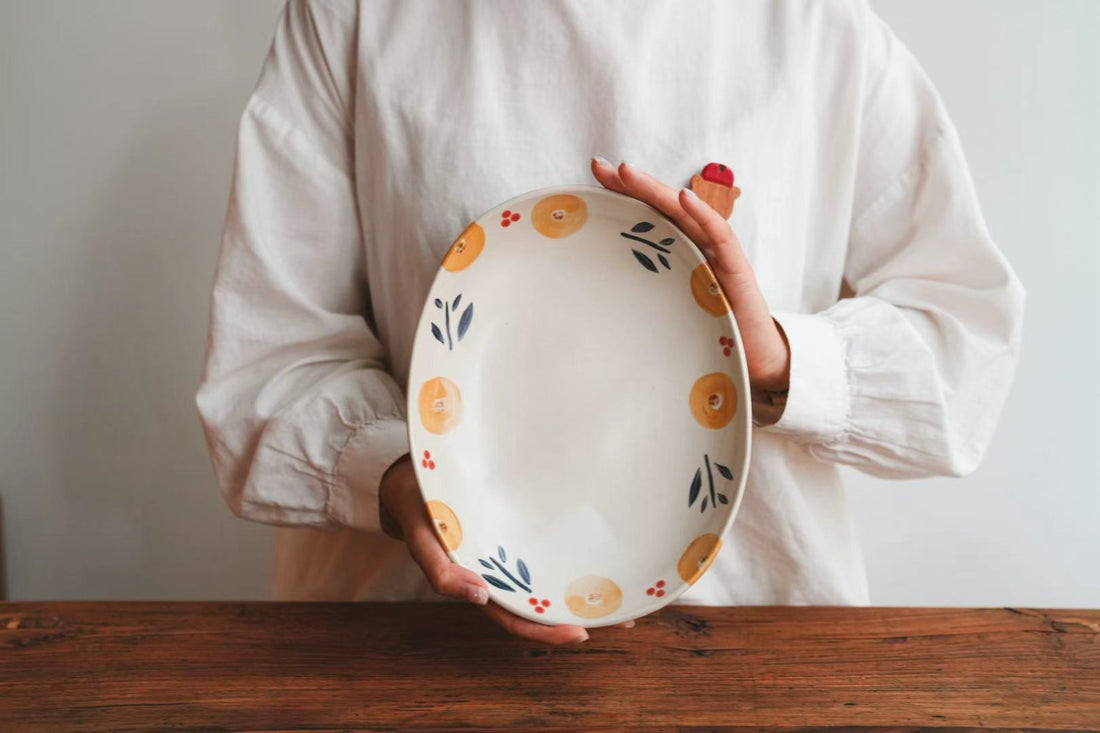 Kumiko Ishikawa 石川久美子 Large Oval Plate KI16
