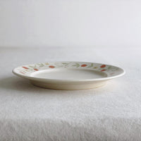 Buncho Pottery 7寸/strawberry and grape rim dish