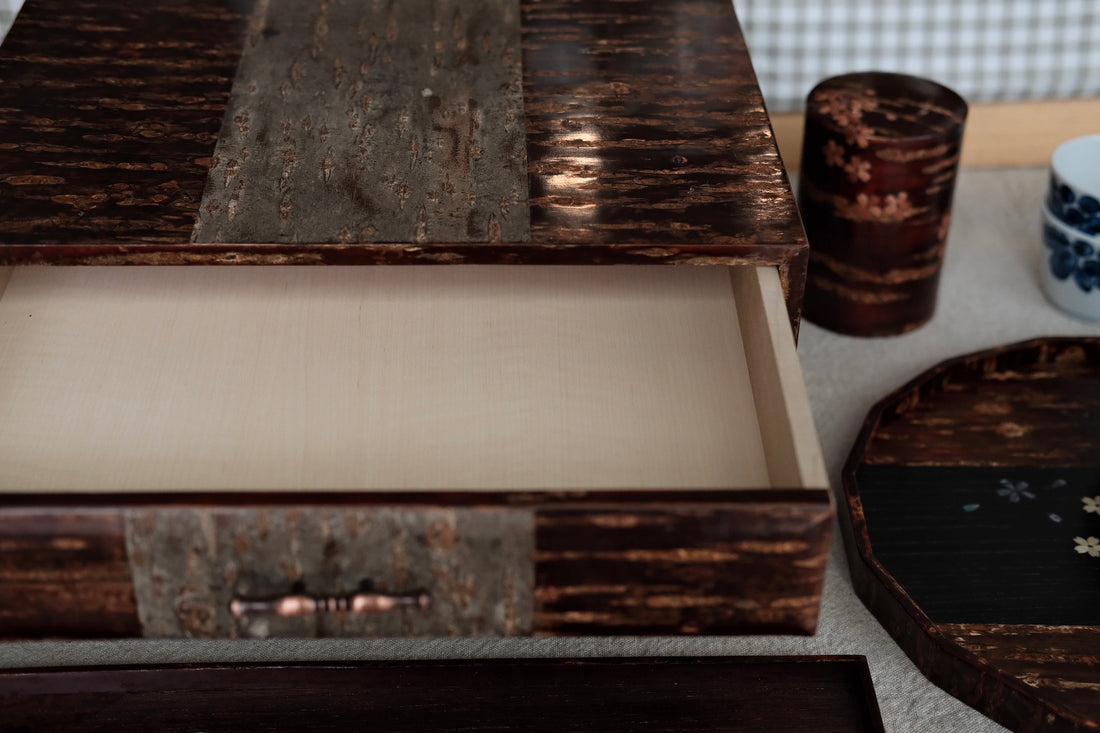 Yatsuyanagi  Akita Cherry Bark Work Storage Box