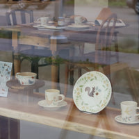 Buncho Pottery 7寸/Plate of squirrels and acorns