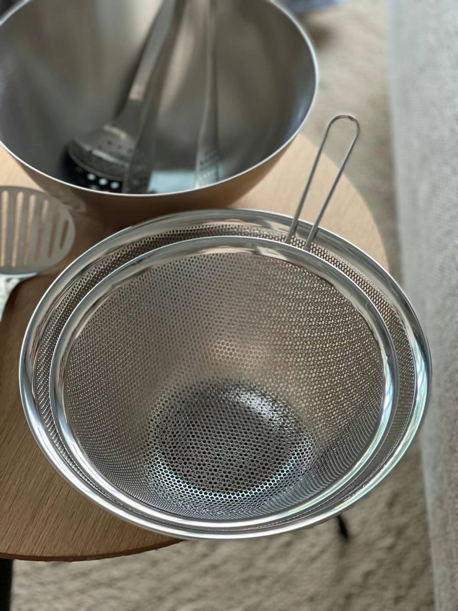 Sori Yanagi Stainless Strainer w Handle - 23cm