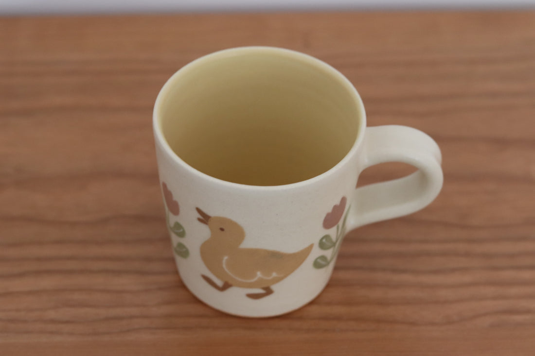 Buncho Pottery Duck w Tulip Mug