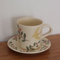 Buncho Pottery Bird w Berry Mug & Suacer