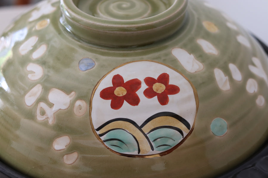 Yudachigama Hand-painted Lucky Cat Pot