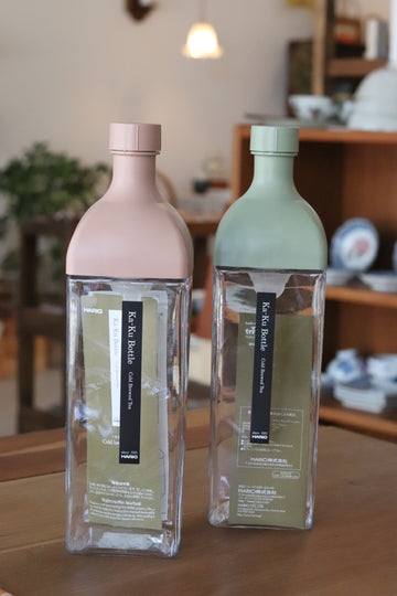 Hario Filter in Ka-ku Cold Brew Tea Bottle