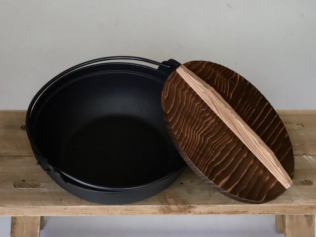 IWACHU Iron Cooking Pot