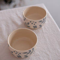 Buncho Pottery /Small bowl full of flowers - Blue