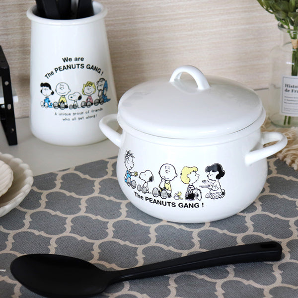 Japanese Enamel Snoopy Peanuts Pot - 1.6L