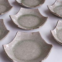 Plate Ash Glaze - Japanese artist Kei Kawachi 河内啓