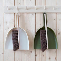 Iris Hantverk Dustpan & Brush Set