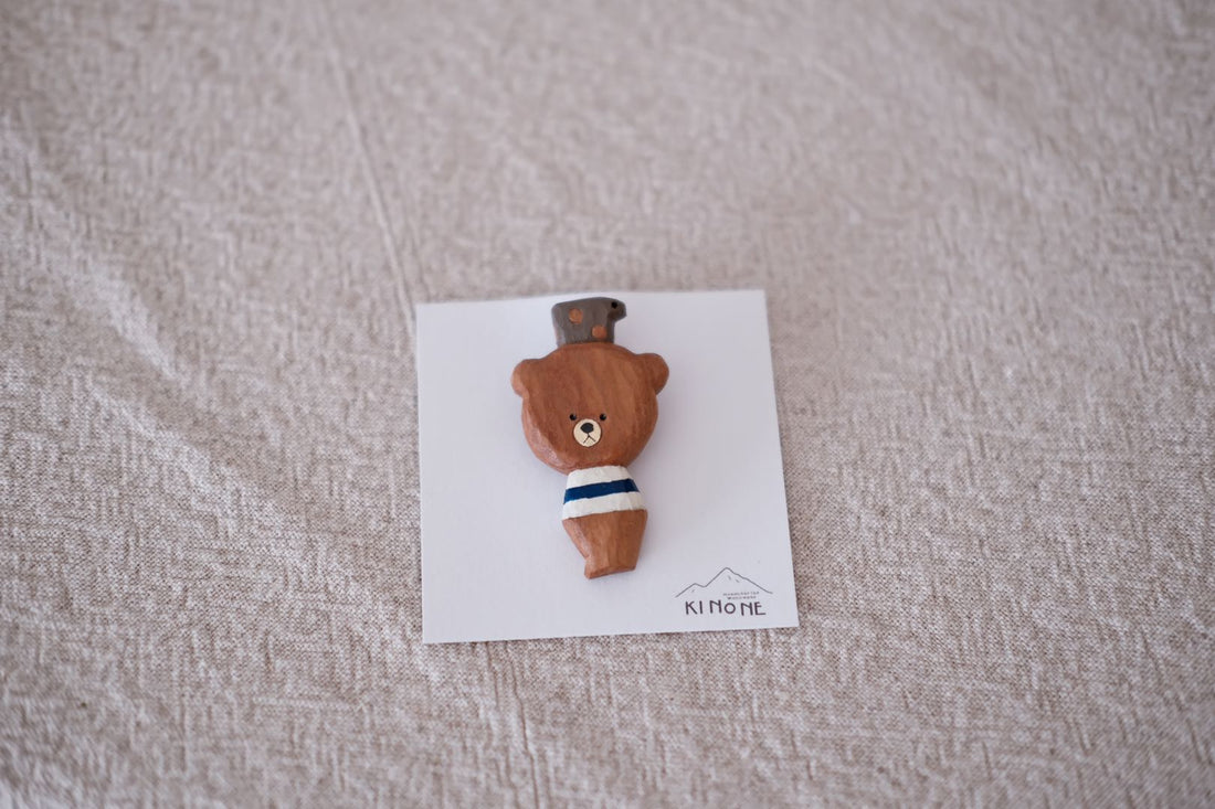 Baby bear brooch - By Japanese artist Kinone