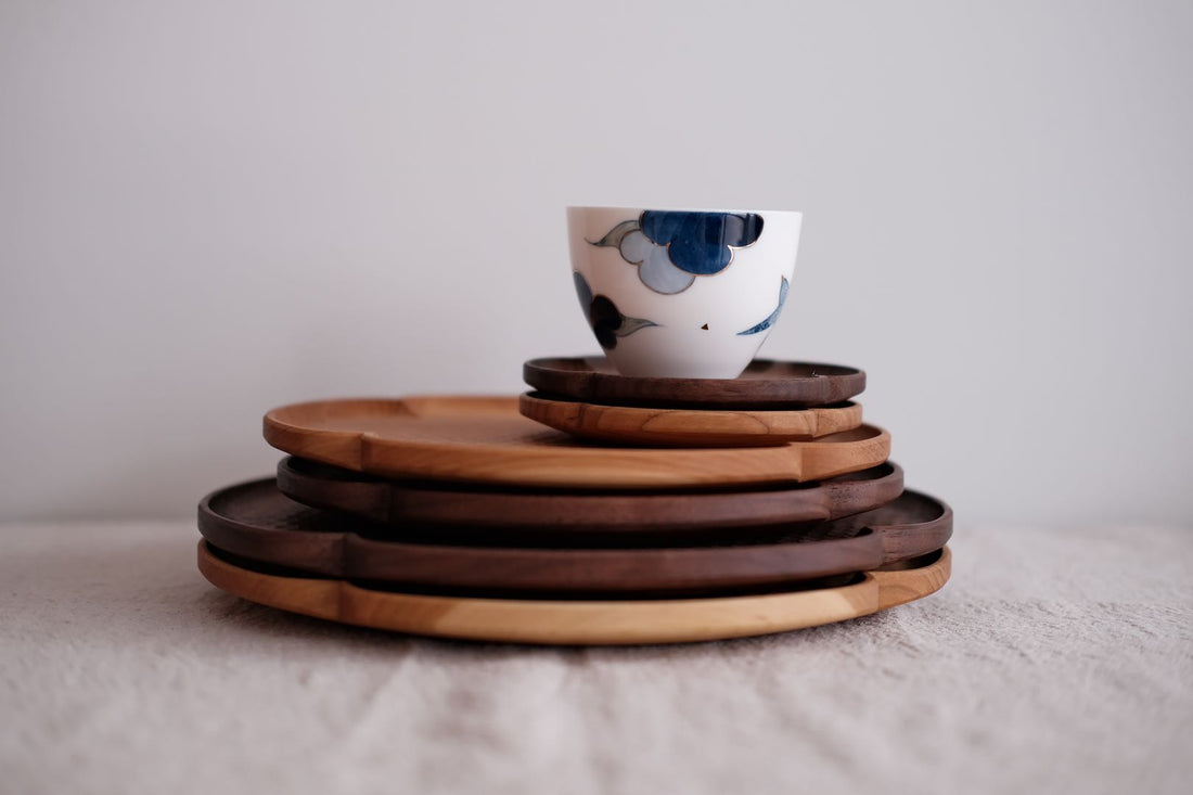 Kazunori Takatsuka 高塚和則 Flower Plate Cherry Wood Medium KU08