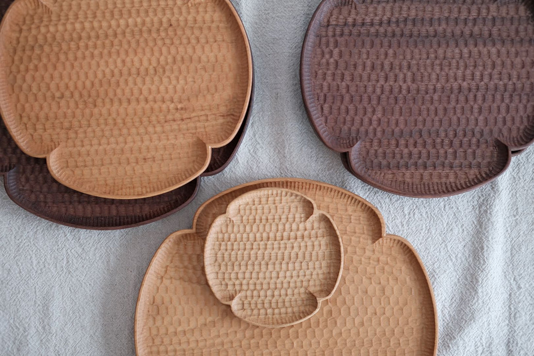 Kazunori Takatsuka 高塚和則 Cherry wood Coaster KU01
