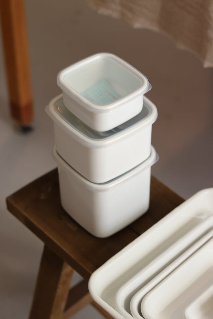 Noda Horo White Series Enamel Square Food Containers