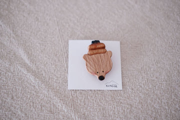 Bear brooch(Blueberry pancakes)  - By Japanese artist Kinone