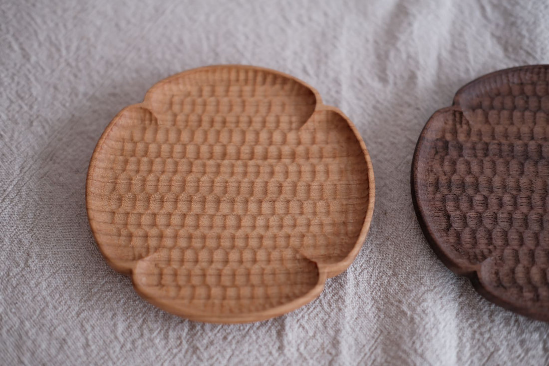 Kazunori Takatsuka 高塚和則 Cherry wood Coaster KU01