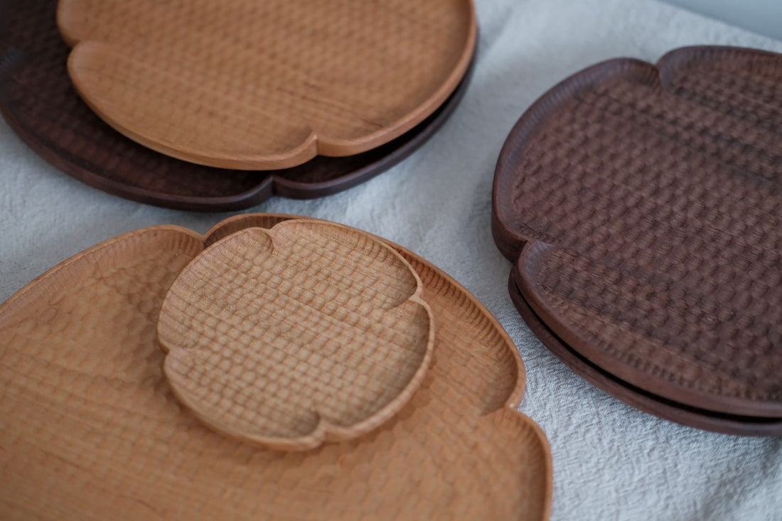 Kazunori Takatsuka 高塚和則 Cherry wood Coaster KU01