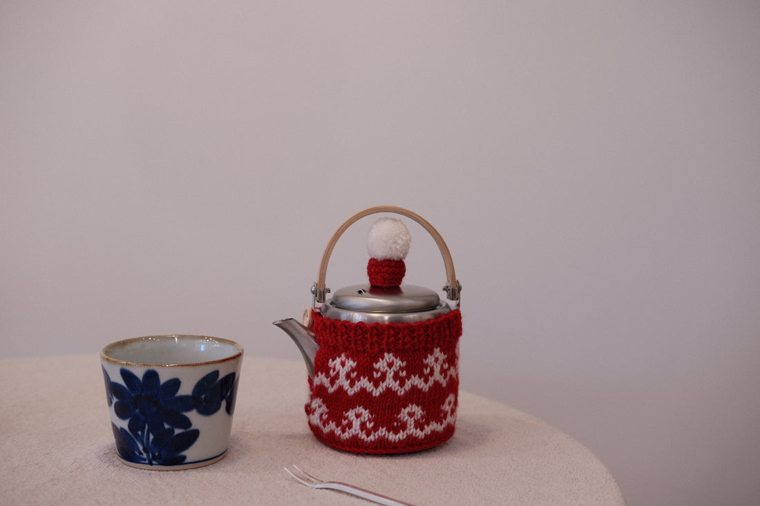 Kobo Aizawa Teapot Sweater